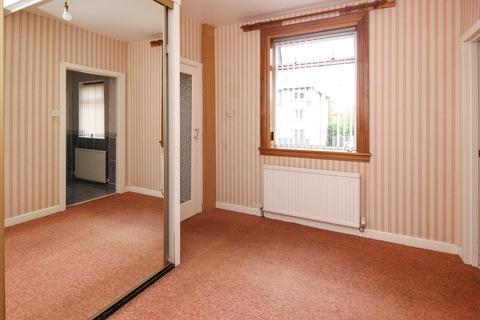3 bedroom end of terrace house for sale - Northfield Avenue, Edinburgh EH8