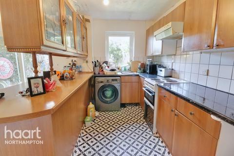 12 Dell Crescent, Northampton, NN3 8SG