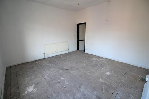645 Ashton Road, Oldham, OL8 2RA