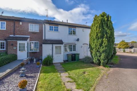 3 bedroom terraced house to rent, Burton Close, Oadby, Leicester