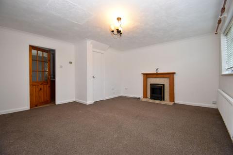 3 bedroom terraced house to rent, Burton Close, Oadby, Leicester