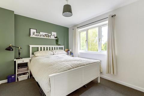 3 bedroom semi-detached house for sale - Langford Village,  Bicester,  Oxfordshire,  OX26