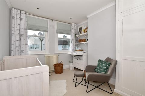 17 Lodge Road, Wallington, SM6 0TZ