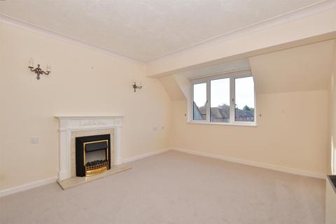 2 bedroom flat for sale - Woodbury Lane, Tenterden, Kent