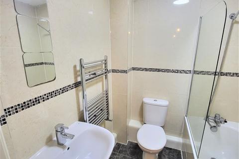 3 bedroom apartment to rent, Jackson Moss Building, Upper Chorlton Road, Manchester