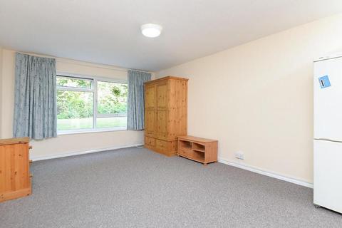 Studio to rent, Alexandra Street, Maidstone