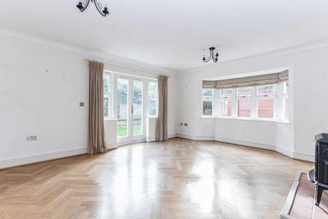 4 bedroom semi-detached house for sale, Watford Heath, Watford