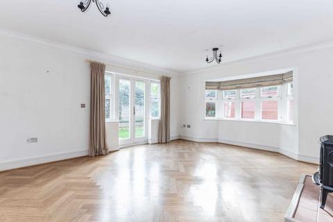 undefined, Watford Heath, Watford