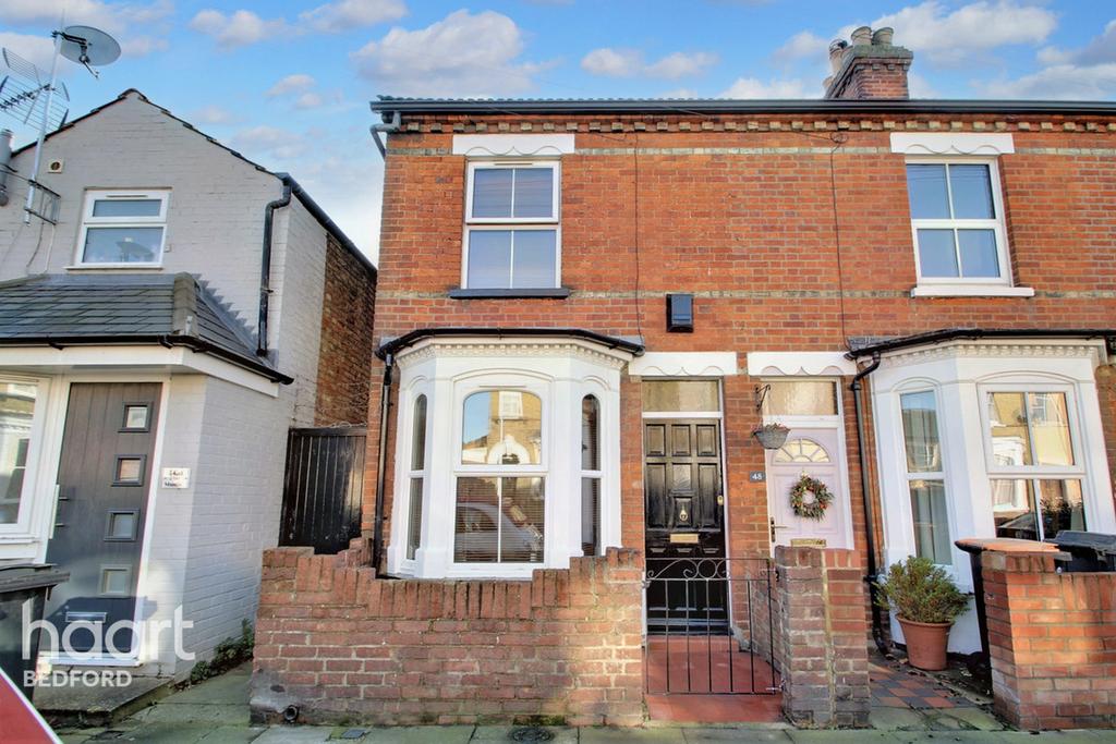 Stanley Street, Bedford 2 bed end of terrace house £270,000