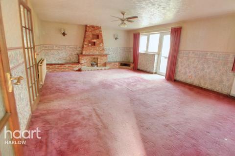 146 Tithelands, Harlow, CM19 5NE