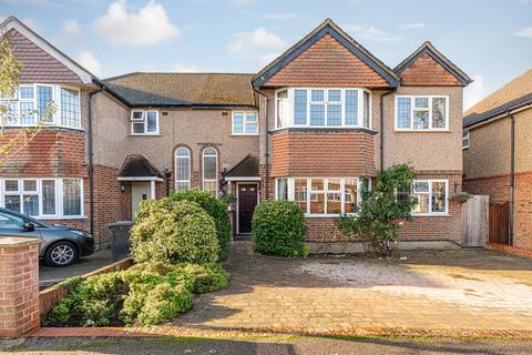 125 Overdale, Ashtead, KT21 1PZ