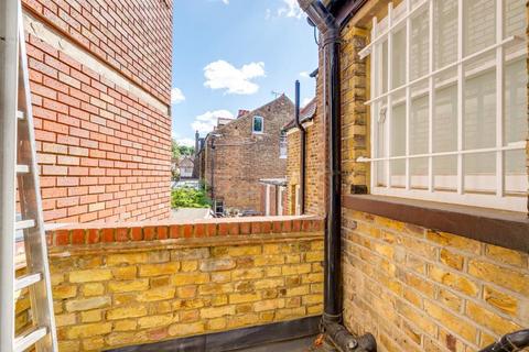 2 bedroom terraced house to rent - Fortune Green Road, West Hampstead, London, NW6