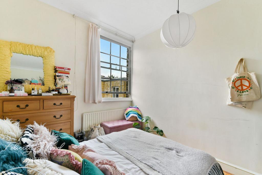 Blackstock Road, Highbury, N5 1 bed flat £375,000