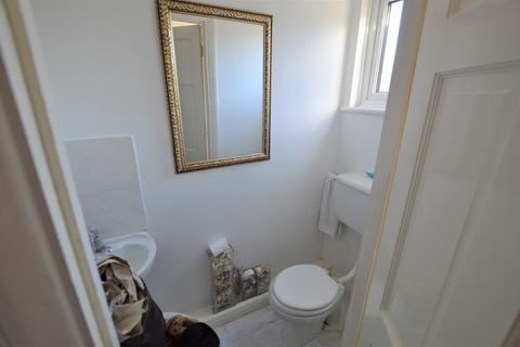 3 bedroom terraced house for sale, Long Green,  Chigwell, IG7