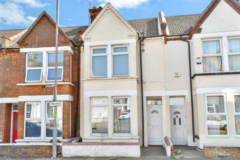 3 bedroom terraced house for sale, Canterbury Street, Gillingham, Kent