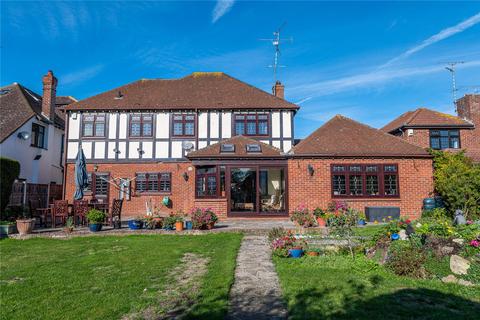 4 bedroom detached house for sale - Burlescoombe Road, Thorpe Bay, Essex, SS1