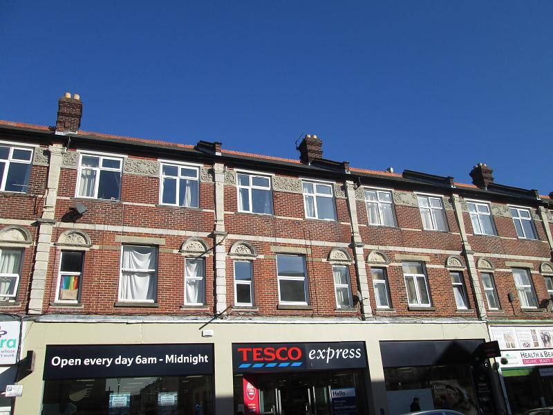 Elm Grove Southsea PO5 3 bed flat £1,250 pcm (£288 pw)