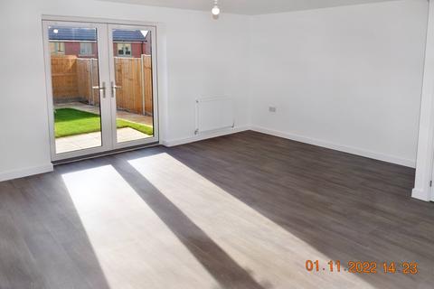 3 bedroom end of terrace house to rent, Carnelian Avenue, Wellingborough NN8