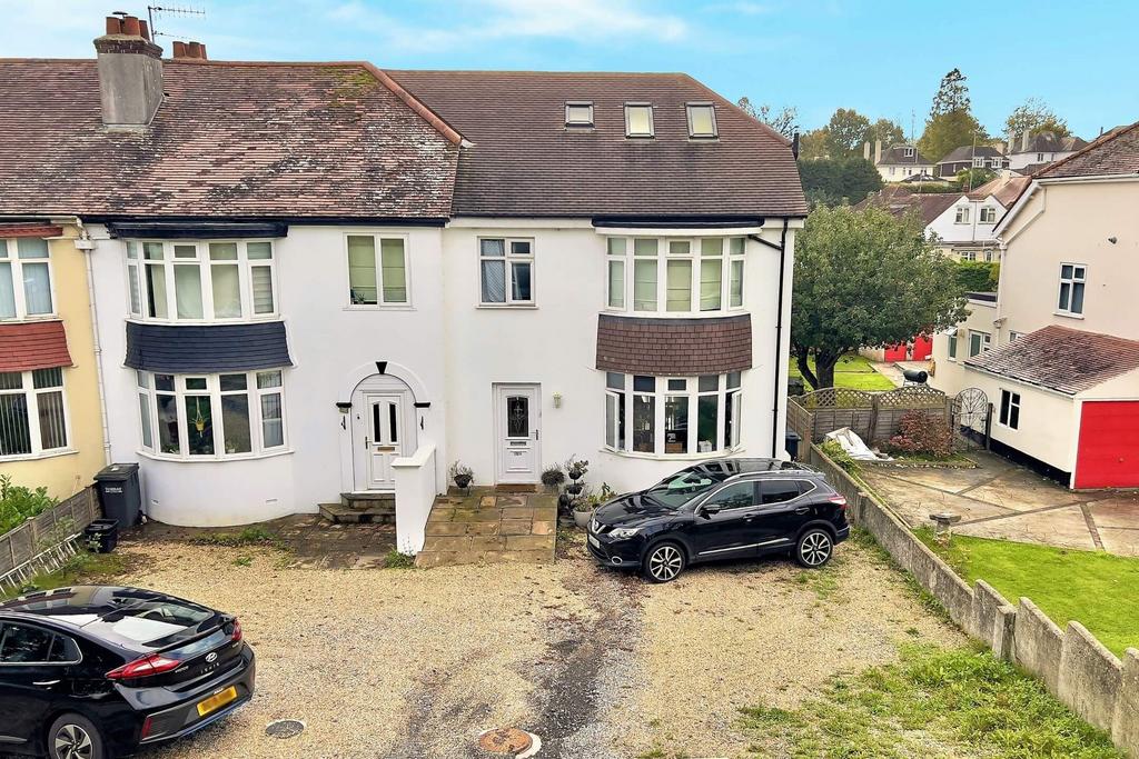 Newton Road, Shiphay, Torquay 4 bed semidetached house to rent £