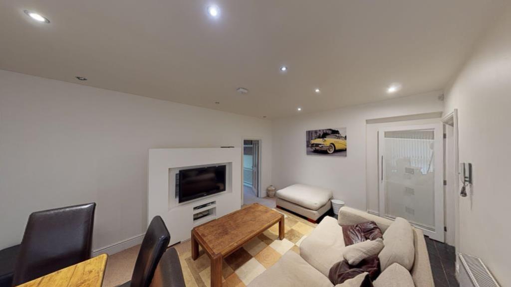 Apartment-1-32-Colville-Street-09172019 101802 lge