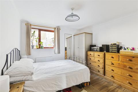 2 bedroom apartment for sale - Monteagle Way, London, E5