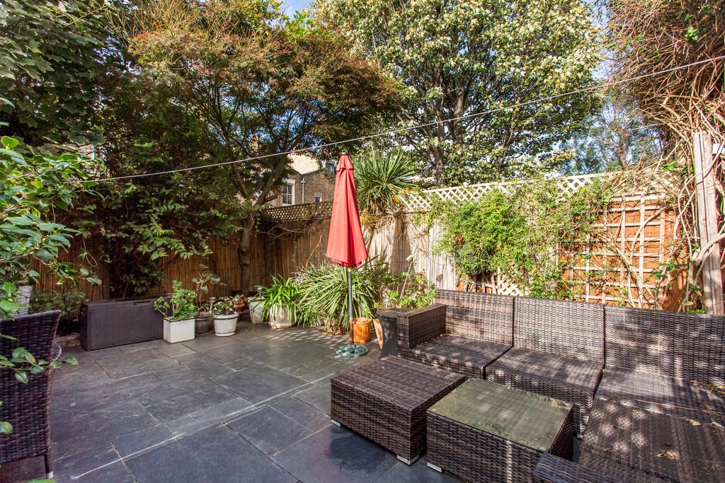 West Facing Garden