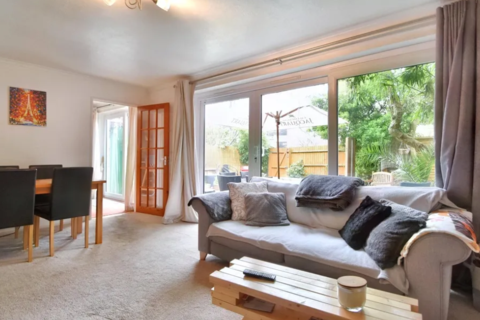 5 Foxglove Close, Edenbridge, TN8 6DJ