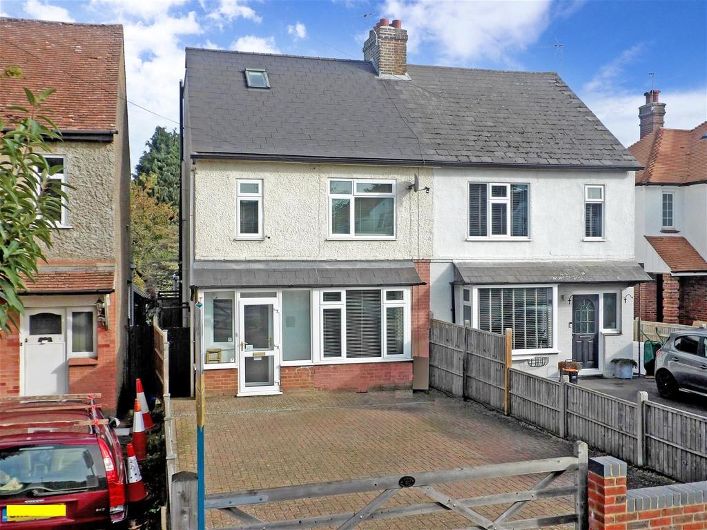 Sutton Road, Maidstone, Kent 3 bed semidetached house £450,000