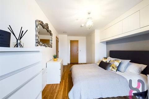 3 bedroom flat to rent, Media City, Michigan Point Tower A,, 9 Michigan Avenue, Salford, M50