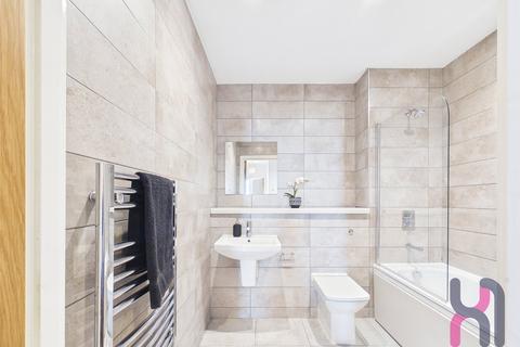 2 bedroom flat to rent, The Tower, 19 Plaza Boulevard, Liverpool, L8