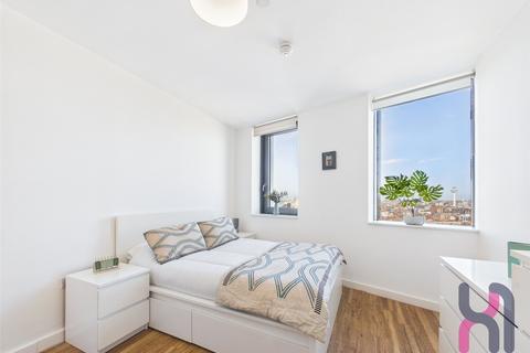 2 bedroom flat to rent, The Tower, 19 Plaza Boulevard, Liverpool, L8