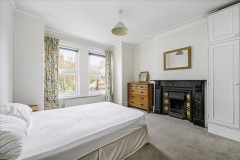 2 bedroom flat to rent, Davis Road, Acton W3