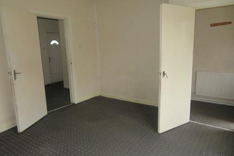 3 bedroom semi-detached house to rent, Wycherley Road, Spotland, OL12
