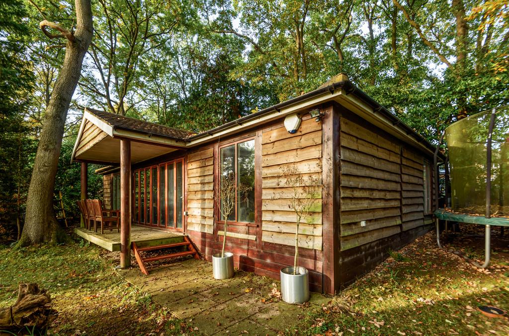 Outbuilding