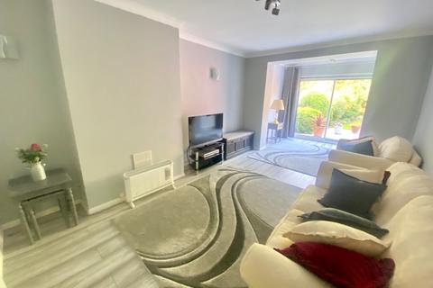 12 Rossall Close, Hornchurch, RM11 1BP