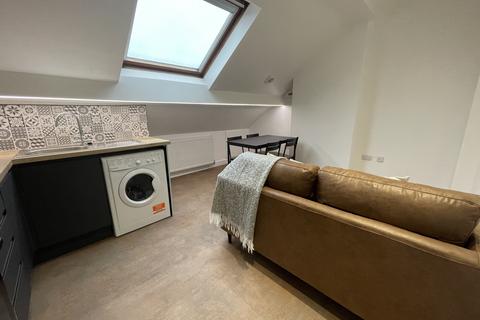2 bedroom flat to rent, Glebe Road, Sheffield S10