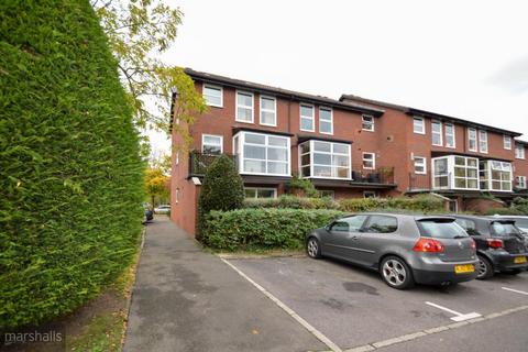 64 Fountain Gardens, Windsor, SL4 3SY