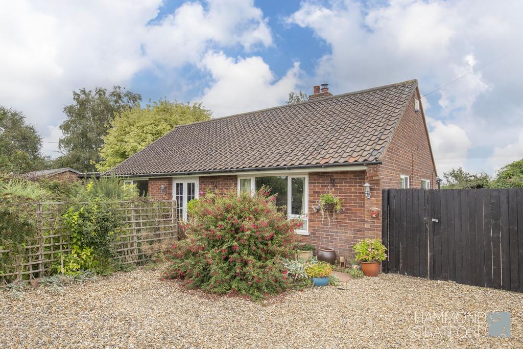 Watton Road, Hingham 2 bed detached bungalow for sale £300,000