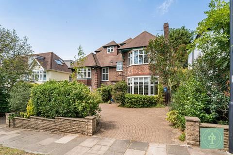6 bedroom detached house for sale, Powys Lane, Southgate, London, N14