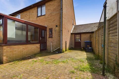 2 bedroom semi-detached house to rent, Church Meadows, Deal