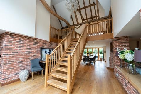 6 bedroom barn conversion for sale - Church Road, Bacton