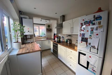 2 bedroom end of terrace house for sale - The Leys, Evesham