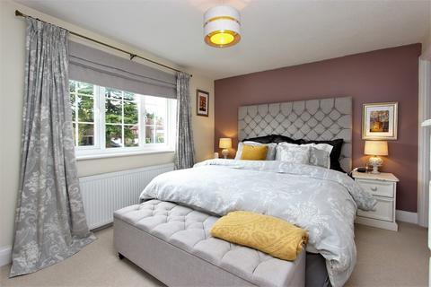 64 Ferndale Road, Banstead, SM7 2EX