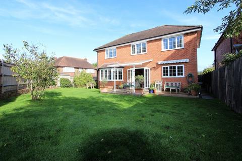 64 Ferndale Road, Banstead, SM7 2EX