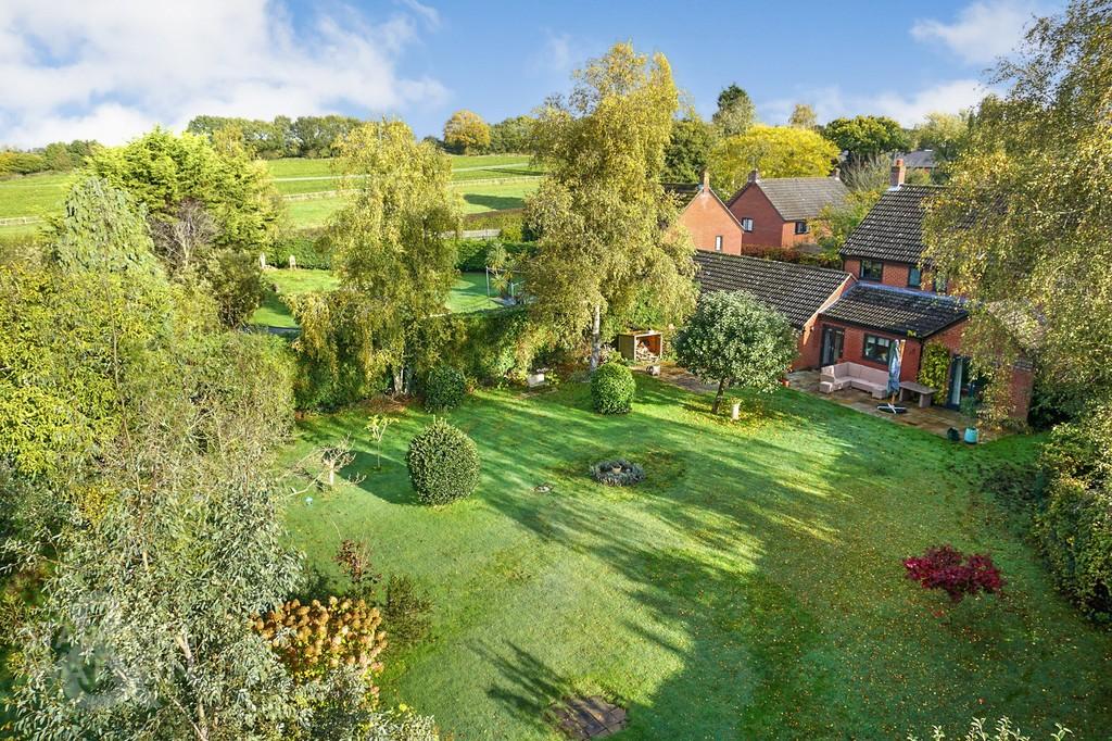 Beech Drive, Strumpshaw, Norwich 4 bed detached house for sale £675,000