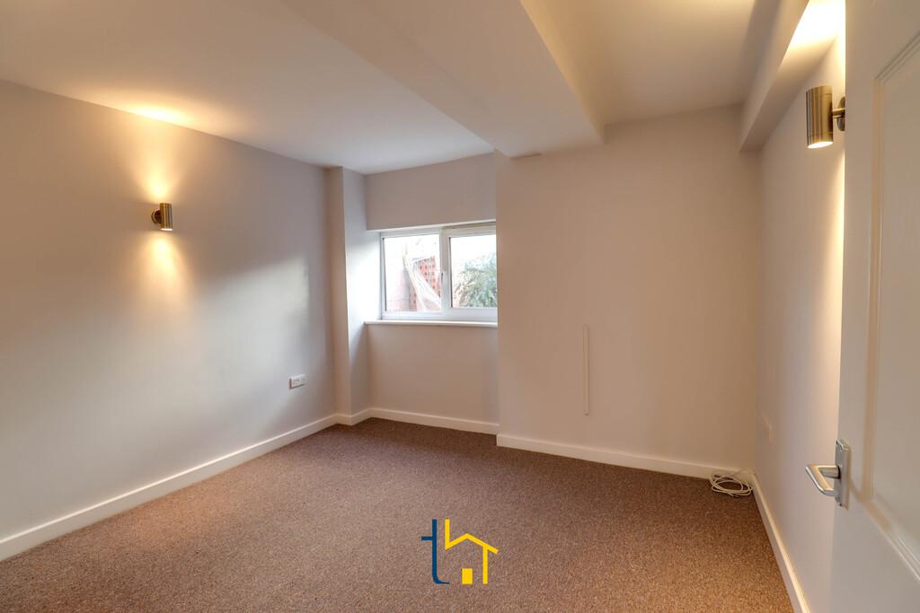 Apartment in Wigston - View 4
