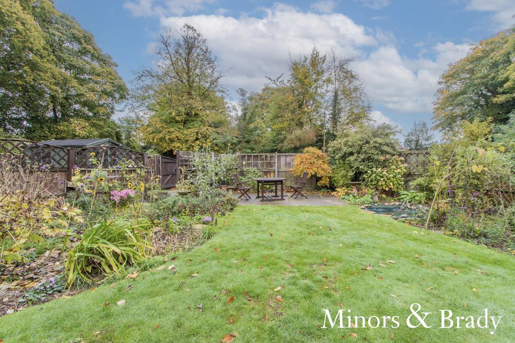 Horsefen Road, Ludham 4 bed detached house £475,000