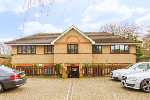 1 bedroom flat to rent - Youngmans Close EN2, Gordon Hill, Enfield, EN2