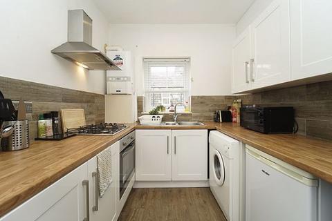 3 bedroom flat to rent, Chapel Street, Leeds