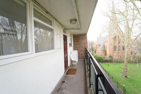 1 bedroom apartment to rent, Randolph Gardens, NW6 - Balcony
